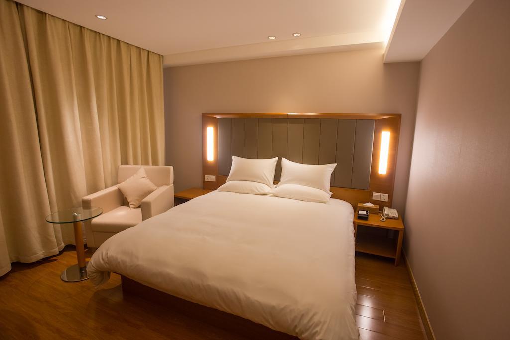 Ji Hotel Shanghai Railway Station West Tianmu Road Экстерьер фото